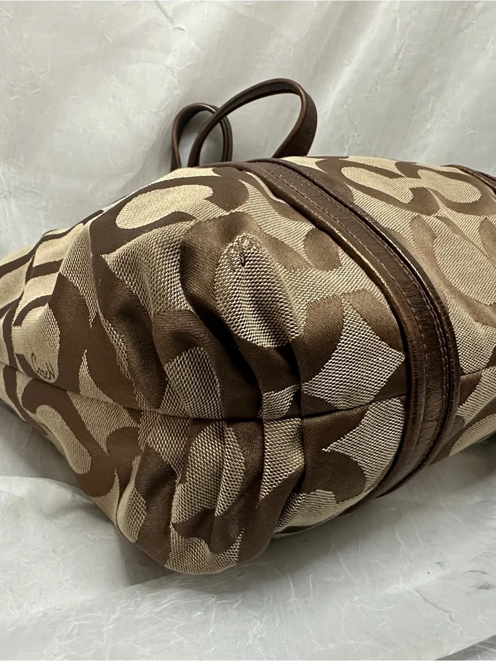 Coach tote bronze